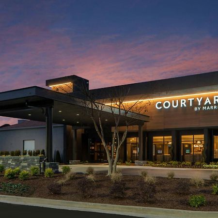Отель Courtyard By Marriott Memphis Airport Экстерьер фото